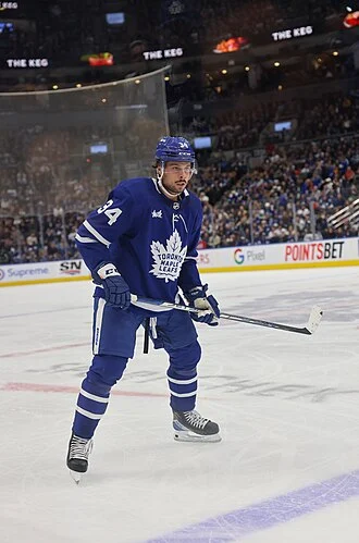 Auston Matthews height profile photo