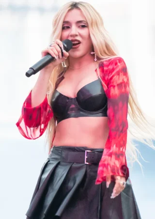 Ava Max height profile photo