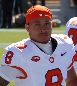 Avieon Terrell height profile photo