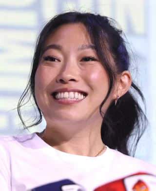 Awkwafina height profile photo