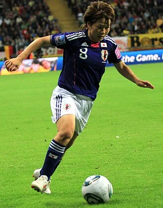 Aya Miyama height profile photo