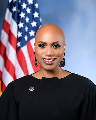 Ayanna Pressley height profile photo