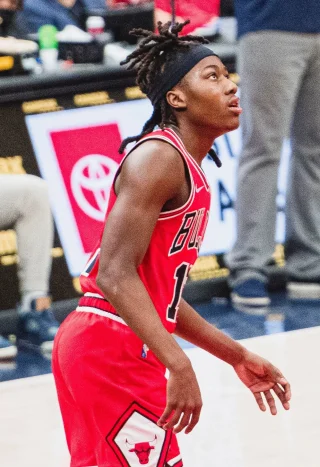 Ayo Dosunmu height profile photo