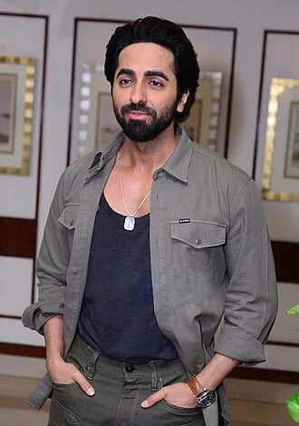 Ayushmann Khurrana height profile photo