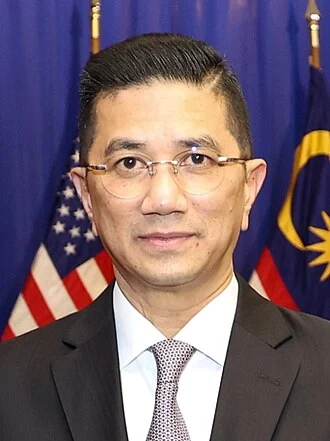 Azmin Ali height profile photo