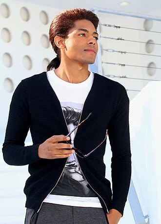 B Howard height profile photo