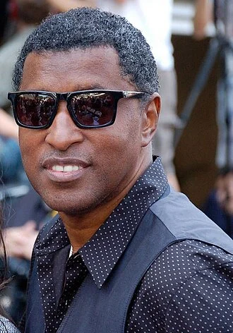 Babyface (musician) height profile photo