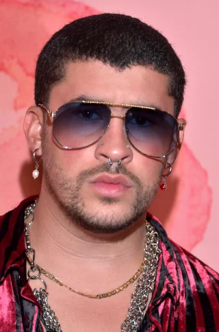 Bad Bunny height profile photo