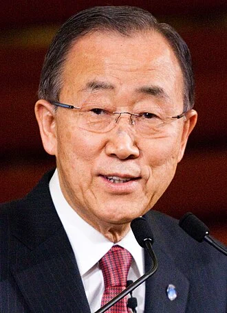 Ban Ki-moon height profile photo