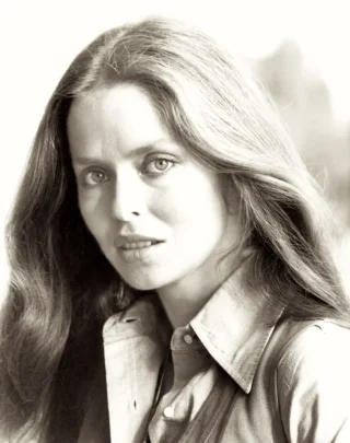 Barbara Bach height profile photo