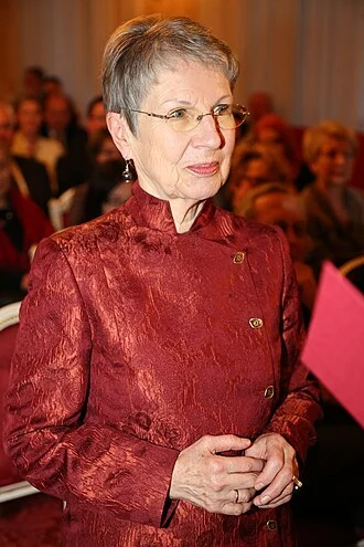Barbara Frischmuth height profile photo