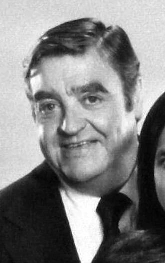 Barney Martin height profile photo
