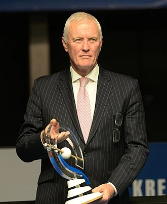 Barry Hearn height profile photo