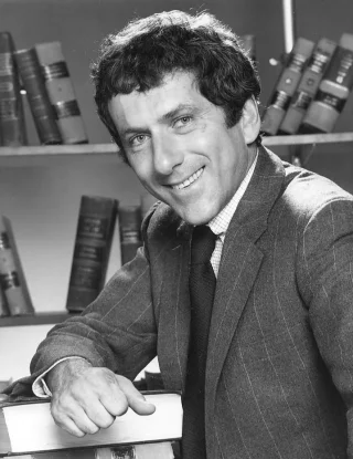 Barry Newman height profile photo