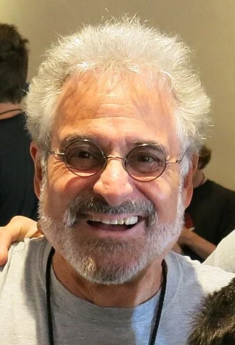 Barry Pearl height profile photo
