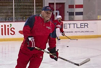 Barry Trotz height profile photo