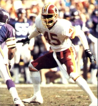 Barry Wilburn height profile photo