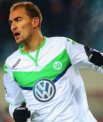 Bas Dost height profile photo