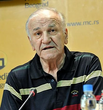 Bata Živojinović height profile photo