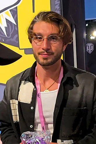 Bbno$ height profile photo