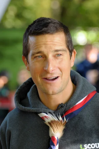 Bear Grylls height profile photo