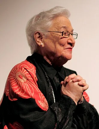 Beate Sirota Gordon height profile photo