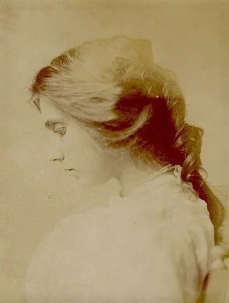 Beatrice Wood height profile photo