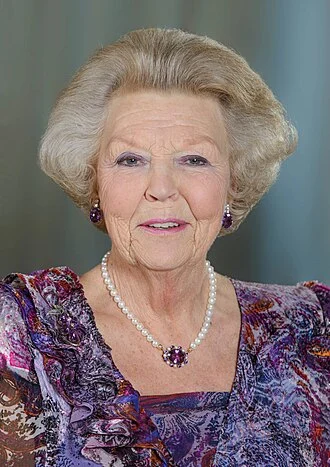 Beatrix of the Netherlands height profile photo