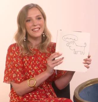 Beattie Edmondson height profile photo
