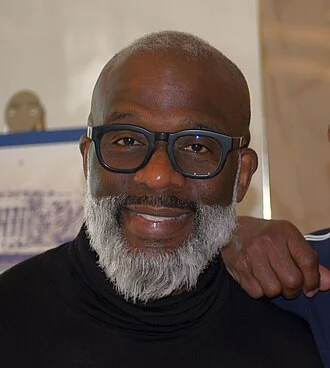 BeBe Winans height profile photo