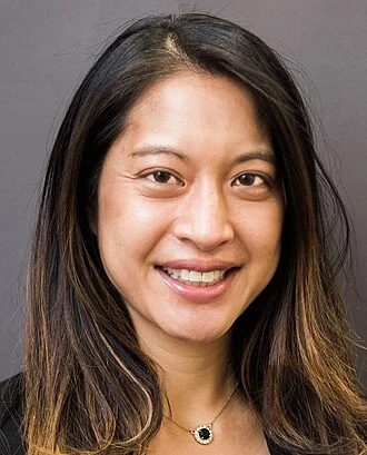 Bee Nguyen height profile photo