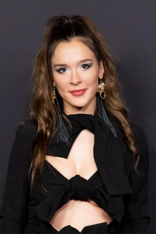 Bella Dayne height profile photo