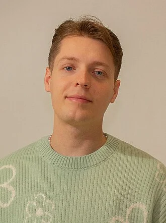 Ben Dolic height profile photo