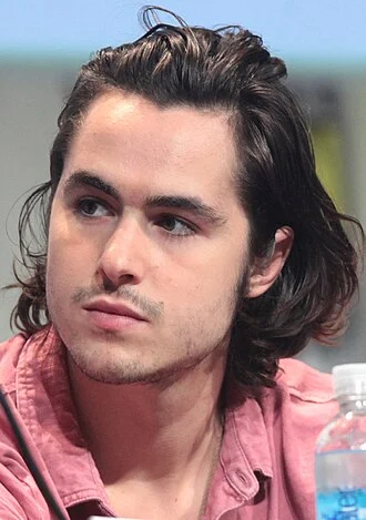 Ben Schnetzer height profile photo