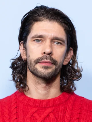 Ben Whishaw height profile photo