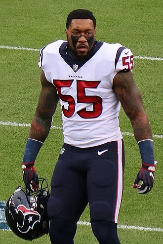 Benardrick McKinney height profile photo