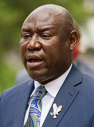 Benjamin Crump height profile photo