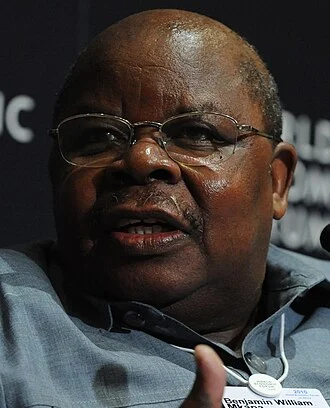 Benjamin Mkapa height profile photo