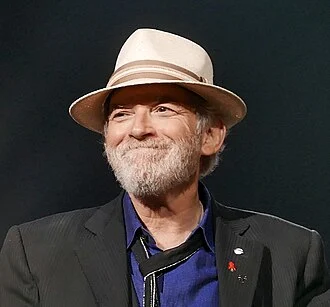 Benmont Tench height profile photo