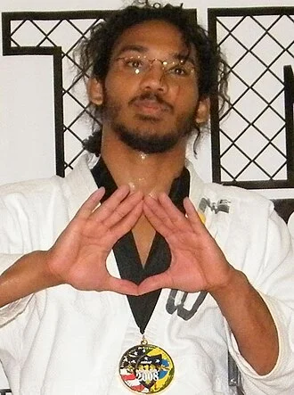 Benson Henderson height profile photo
