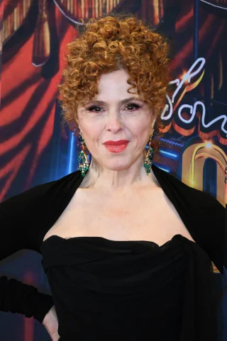 Bernadette Peters height profile photo