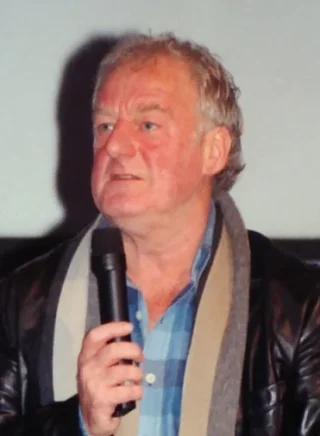 Bernard Hill height profile photo