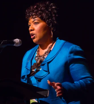 Bernice King height profile photo
