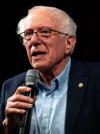 Bernie Sanders height profile photo