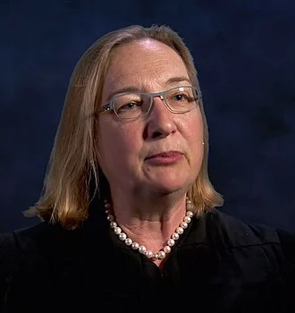 Beryl Howell height profile photo