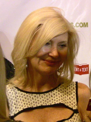 Beth Broderick height profile photo