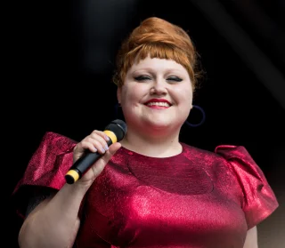 Beth Ditto height profile photo