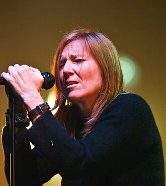Beth Gibbons height profile photo