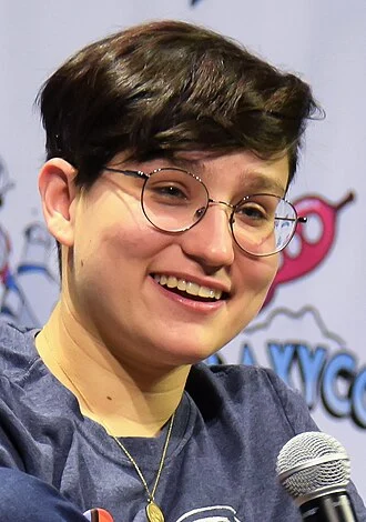 Bex Taylor-Klaus height profile photo