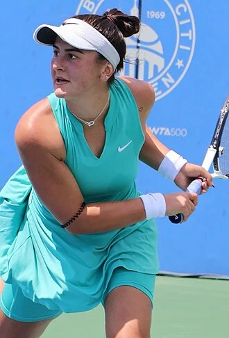 Bianca Andreescu height profile photo